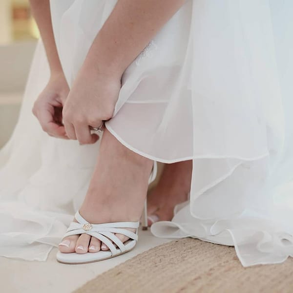 romantic-summer-wedding-naxos-bohemian-details_06