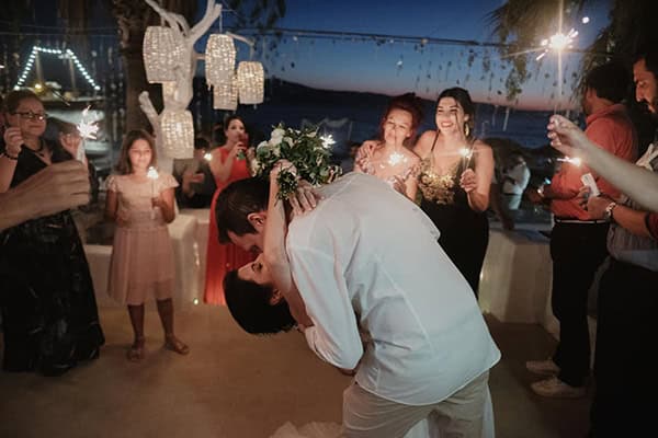 romantic-summer-wedding-naxos-bohemian-details_19