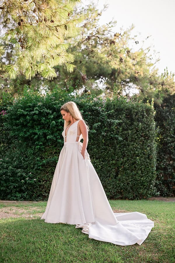 stunning-summer-wedding-athens-gold-coral-details_03