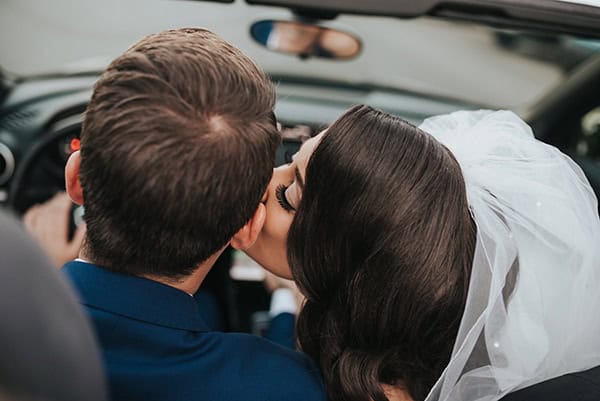 summer-traditional-wedding-crete-peonies-kalles_17