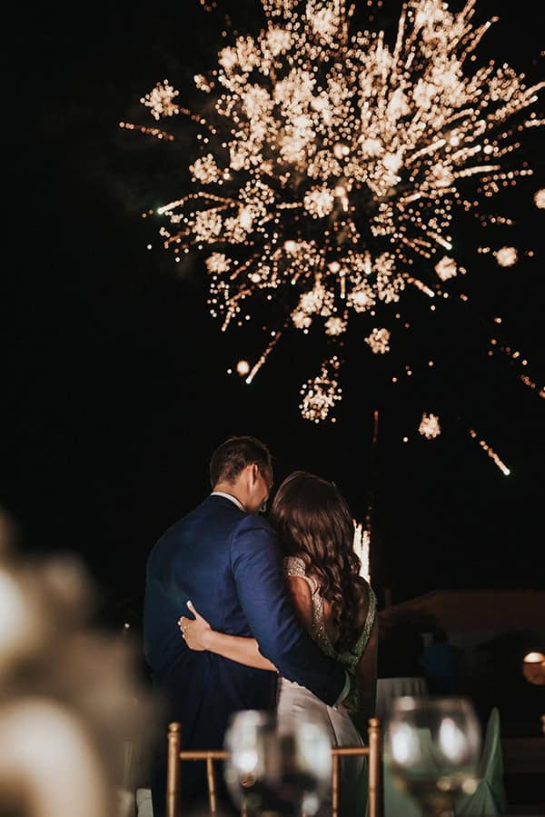 summer-traditional-wedding-crete-peonies-kalles_30