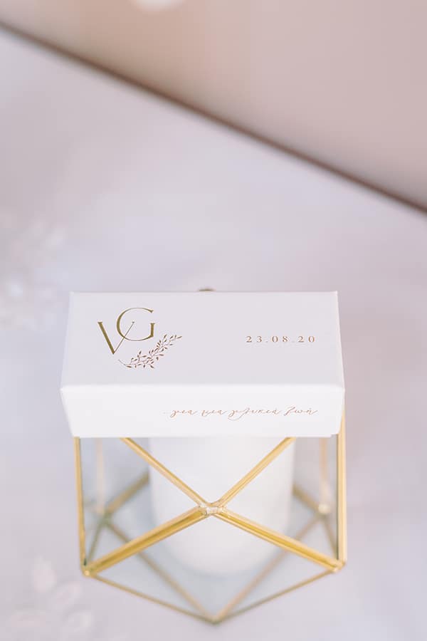 Ξεχωριστές μπομπονιέρες γάμου σε ορθογώνιο κουτάκι Ξεχωριστές μπομπονιέρες γάμου σε ορθογώνιο κουτάκι