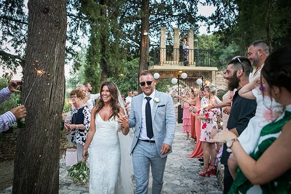 amazing-summer-wedding-kefalonia-roses-olives-blossoms-rustic-elegant_21