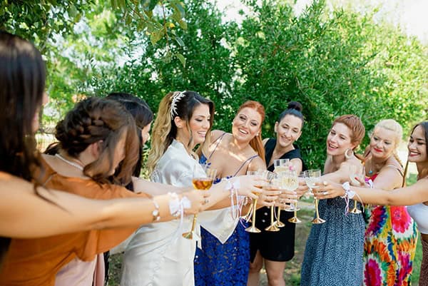 amazing-summer-wedding-parga-hues-white-purple_06