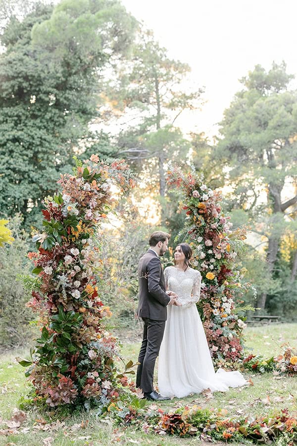 incredible-fall-styledshoot-forest-rustic-style_07