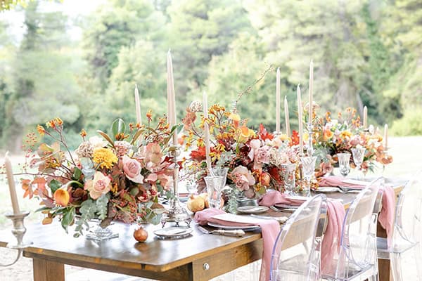 incredible-fall-styledshoot-forest-rustic-style_08x