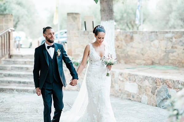 romantic-summer-wedding-athens-beautiful-nude-tones_20
