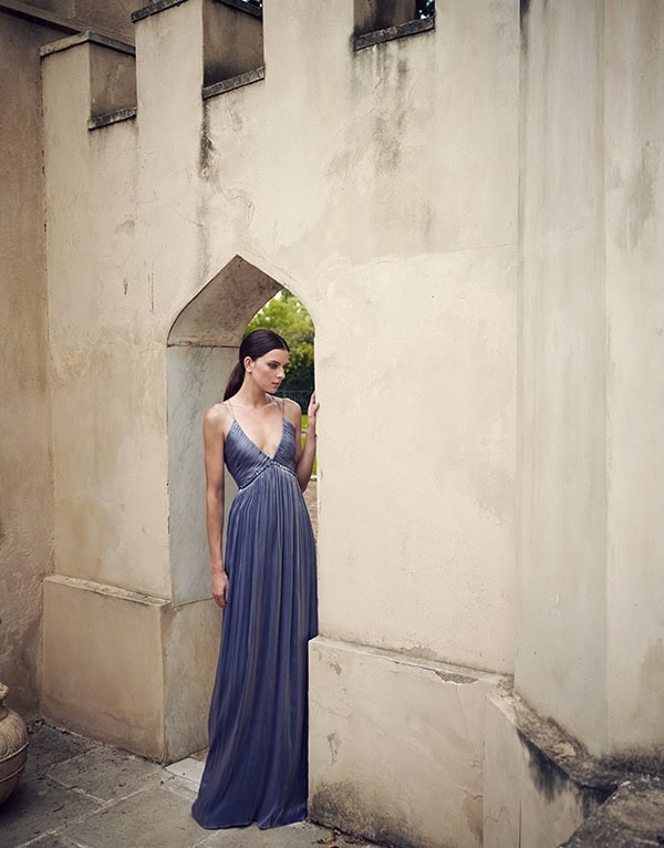 stunning-flowy-dresses-for-weddings_14