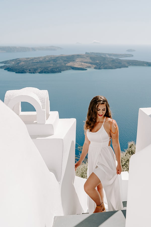 utterly-romantic-elopement-santorini-island-montern-details_05x