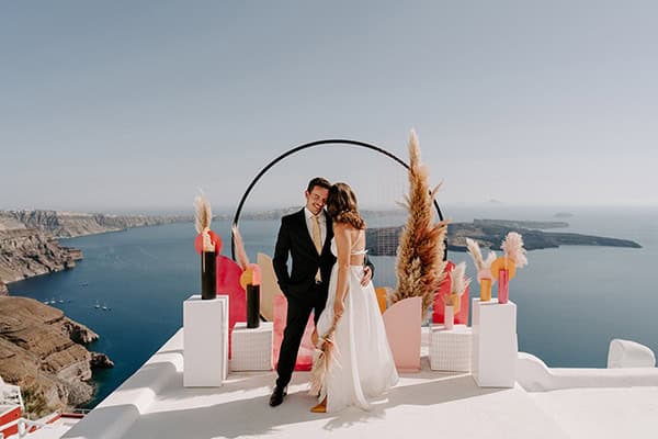 utterly-romantic-elopement-santorini-island-montern-details_09x