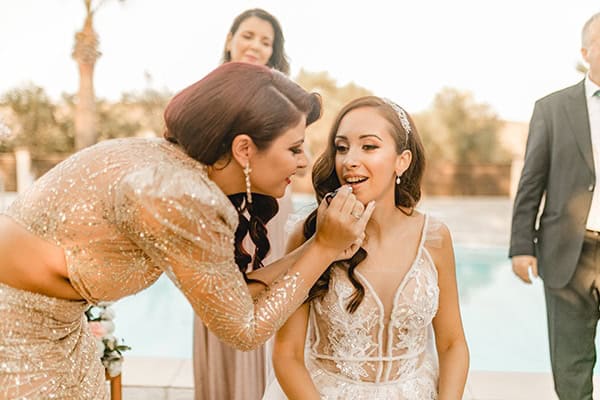 autumn-wedding-larnaca-white-coral-colors_11x