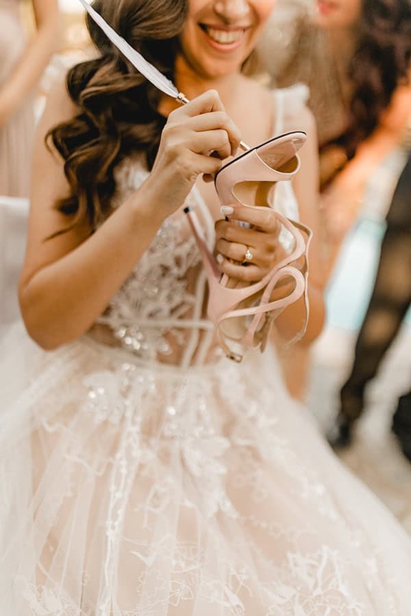 autumn-wedding-larnaca-white-coral-colors_13