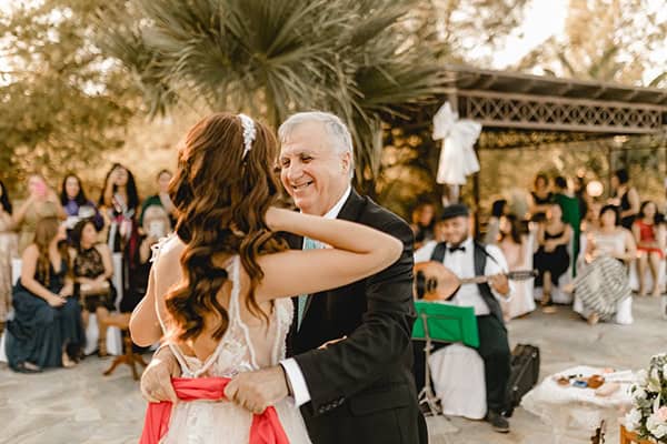 autumn-wedding-larnaca-white-coral-colors_16