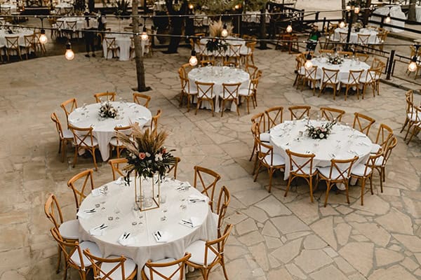 autumn-wedding-larnaca-white-coral-colors_31