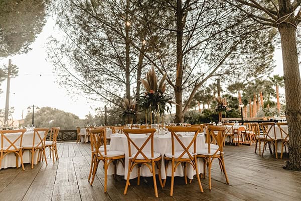 autumn-wedding-larnaca-white-coral-colors_31x