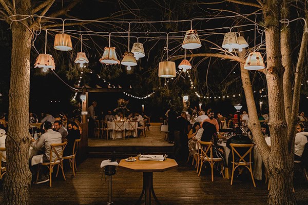 autumn-wedding-larnaca-white-coral-colors_38x