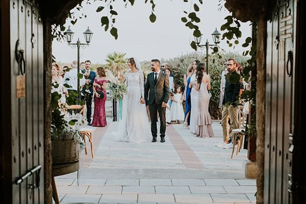 bohemian-fall-wedding-larnaka-eucalyptus-romantic-mood_12