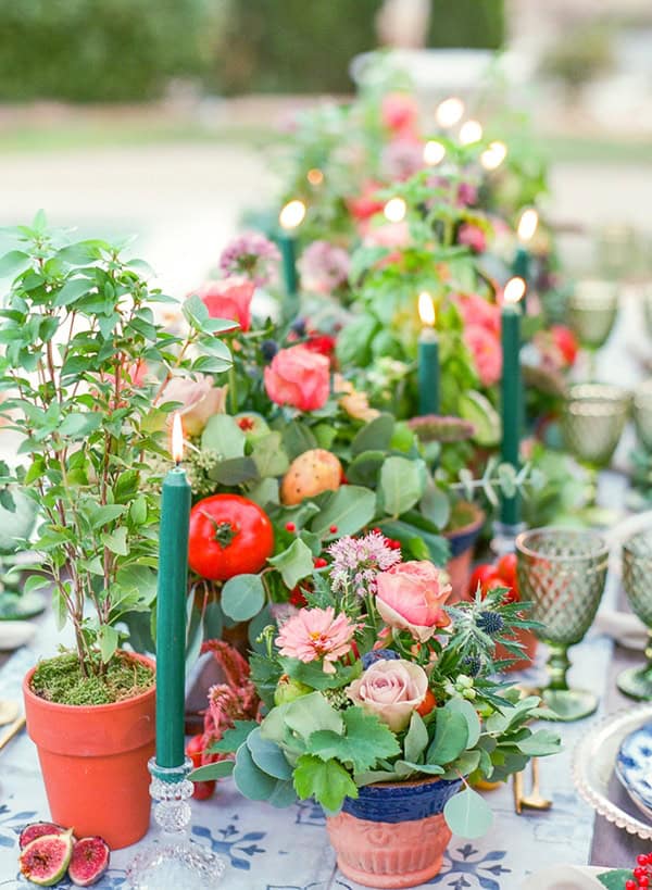 dreamy-tuscany-inspired-styled-shoot-stunning-emerald-green-red-hues_11x