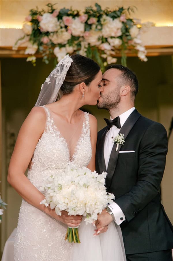 luxurious-summer-wedding-athens-pastel-dusty-pink-hues_13