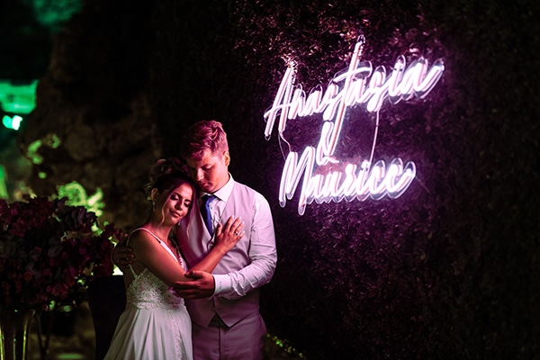 ΦΩΤΕΙΝΑ ΓΡΑΜΜΑΤΑ ΕΛΛΑΔΑ