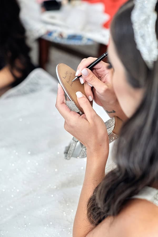 military-wedding-limassol-olive-white-roses_07