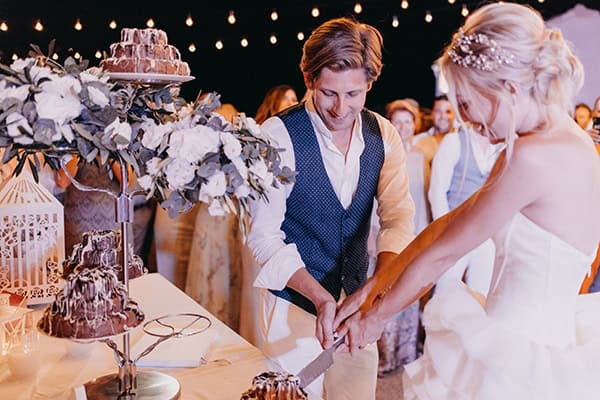 romantic-destination-wedding-corfu-pastel-colors_18