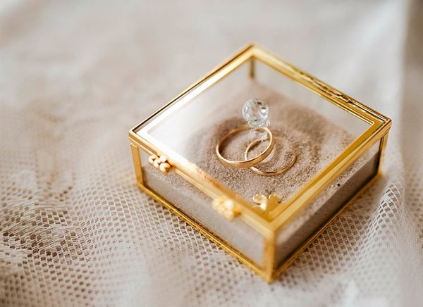 romantic-wedding-larisa-white-beige-colors_02