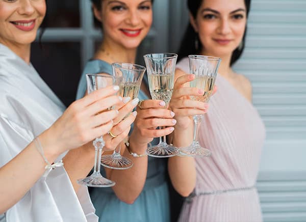 romantic-wedding-larisa-white-beige-colors_04