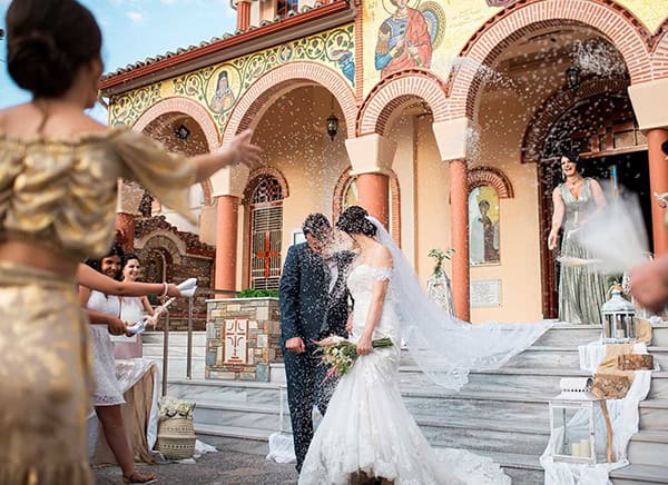 romantic-wedding-larisa-white-beige-colors_16