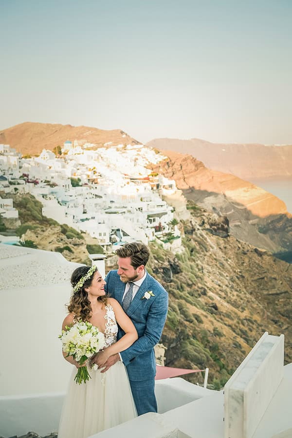 summer-romantic-wedding-santorini-full-white-colour_01
