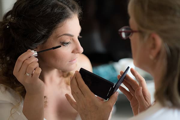 summer-romantic-wedding-santorini-full-white-colour_04