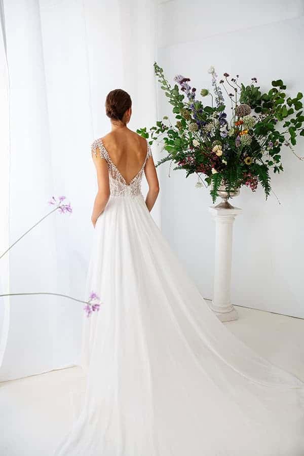 wedding-dresses-uttelry-romantic-bridal-look_17