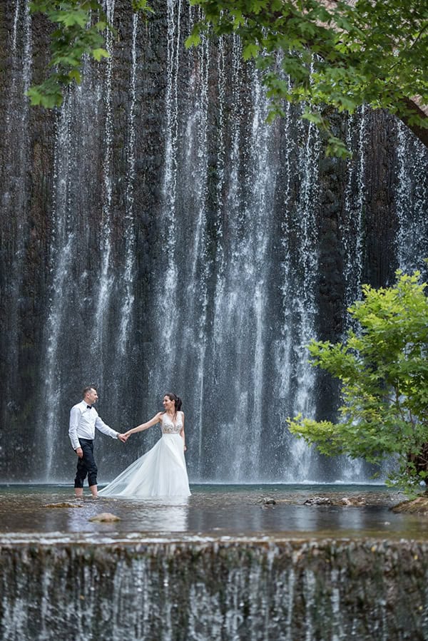 beautiful-summer-wedding-karditsa-romantic-accents_16