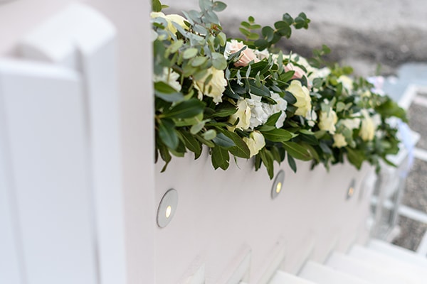 dreamy-wedding-santorini-island-orchids-roses_07