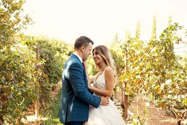 fall-wedding-romantic-white-floral-design_12