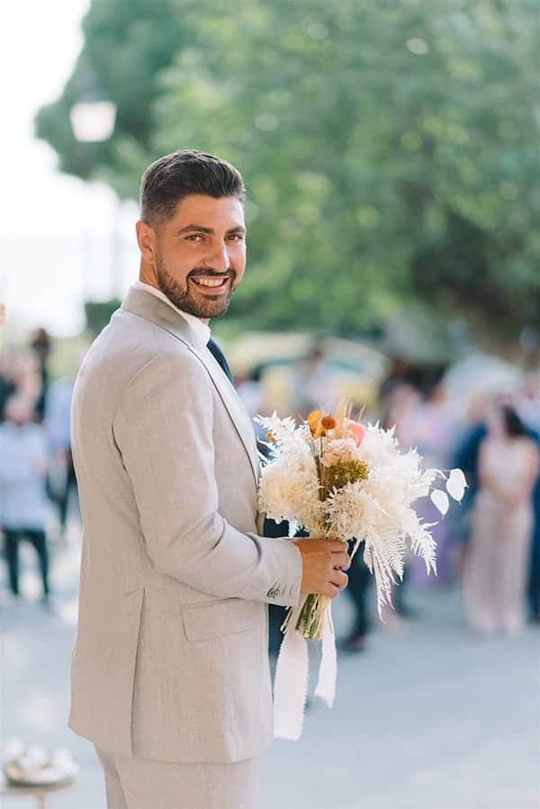 fall-wedding-stunning-tropical-style_13