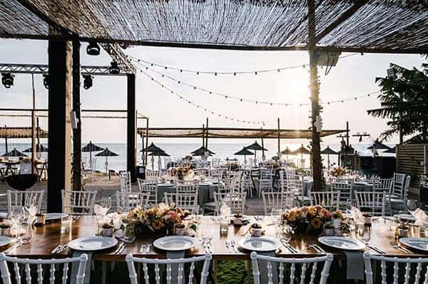 fall-wedding-stunning-tropical-style_17