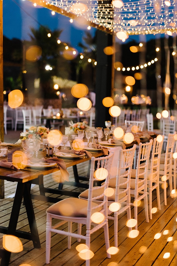 fall-wedding-stunning-tropical-style_23