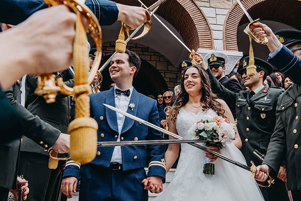 military-wedding-romantic-theme_16