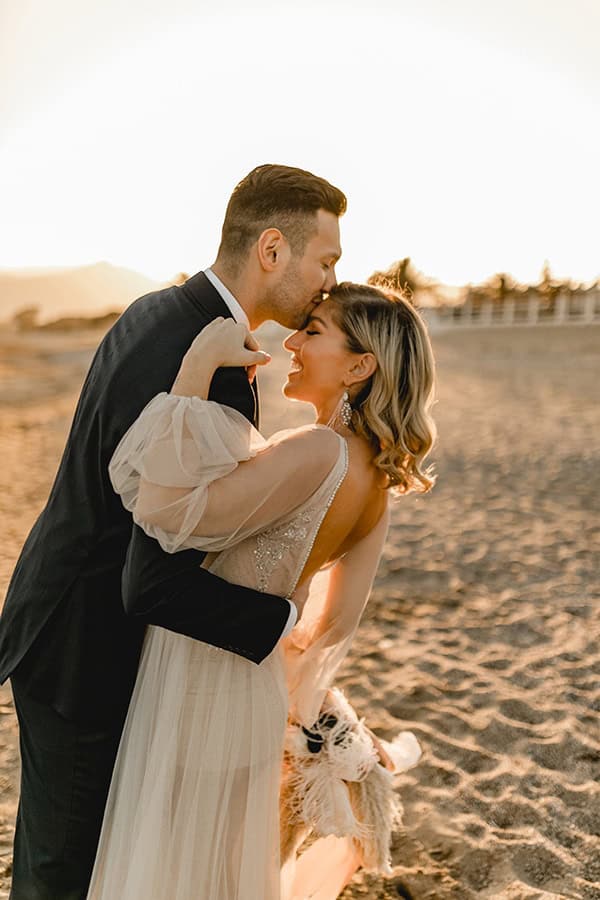 next-day-beach-photoshoot-bohemian-mood-letters_05