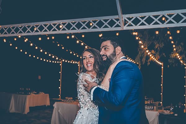 outdoor-summer-wedding-athens-white-flowers-romantic-details_25