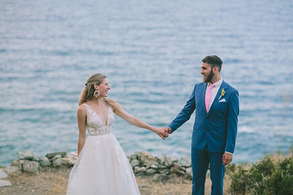 romantic-destination-wedding-evoia-bougainvillea-stunning-view_04