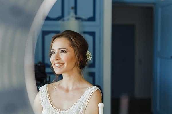 romantic-summer-wedding-athens-baby-breath-chamomile_03z