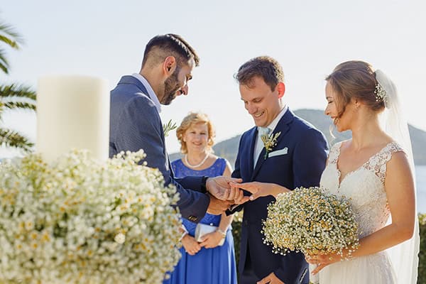 romantic-summer-wedding-athens-baby-breath-chamomile_13