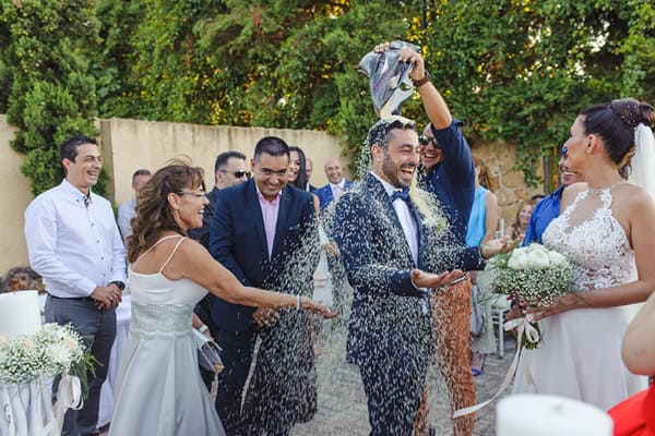 romantic-summer-wedding-athens-peonies-baby-breath_11
