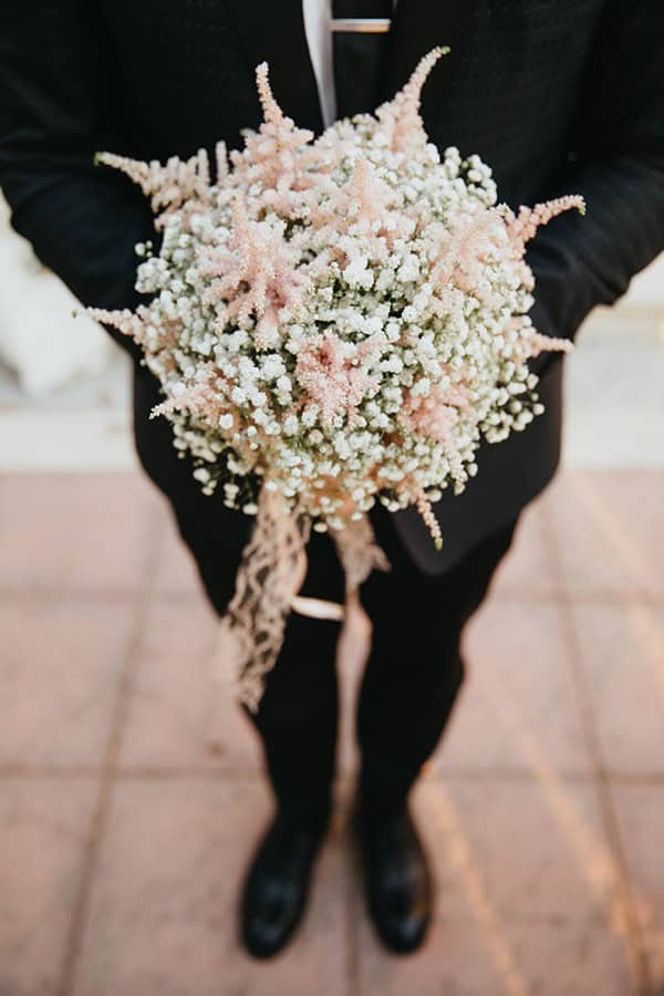 summer-wedding-larissa-baby-breath-details_13