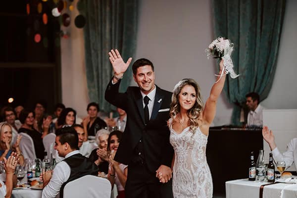 vintage-wedding-orestiada-roses-pastel-colours_28