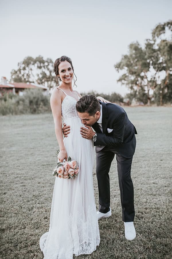 beautiful-summer-wedding-athens-coral-bohemian-details_01
