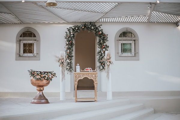 beautiful-summer-wedding-athens-coral-bohemian-details_10