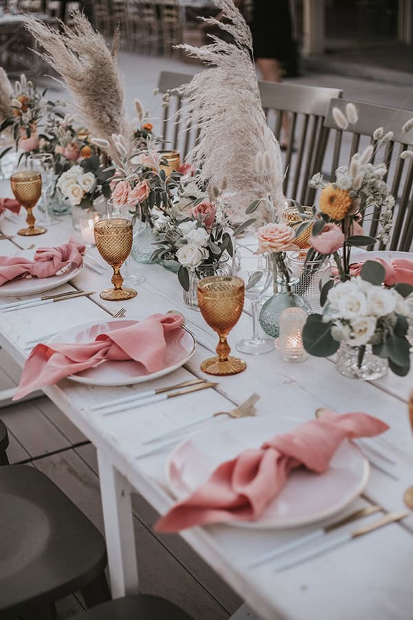 beautiful-summer-wedding-athens-coral-bohemian-details_22x